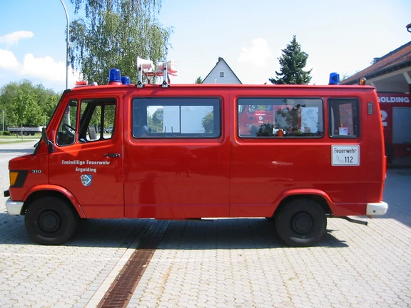 Feuerwehrfahrzeuge 008.jpg